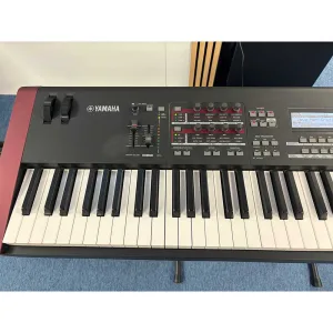 Thumbnail 2 of Yamaha Pre-Owned MOXF8