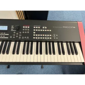 Thumbnail 3 of Yamaha Pre-Owned MOXF8
