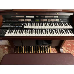 Thumbnail 5 of Roland AT90 Music Atelier