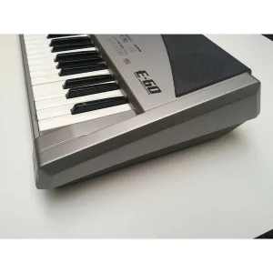 Thumbnail 5 of Roland E60 Arranger Keyboard