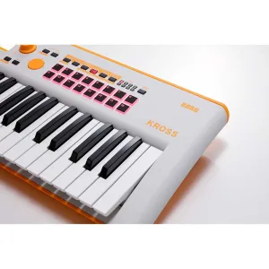 Thumbnail 2 of Korg Kross 2 61 Key Synthesizer Workstation