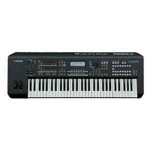 Yamaha MOXF6 Synthesizer in Black  title=