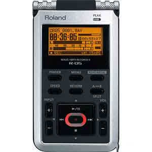 Roland R05 Digital Recorder in Black and Silver