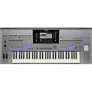 Yamaha Tyros 5 61 Keys Arranger Workstation in Silver